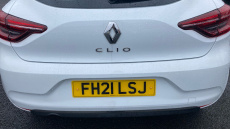 Renault Clio 1.0 TCe 100 Play 5dr Petrol Hatchback